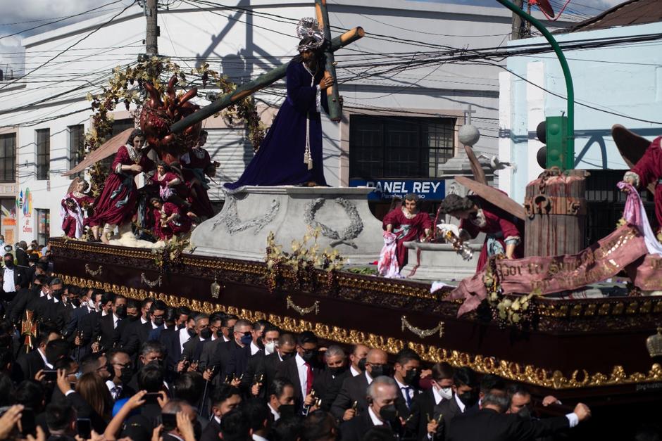 Jesús de los Milagros recorrerá las principales calles y avenidas del Centro Histórico.  (Foto: Fabrizio Alonzo/Soy502)