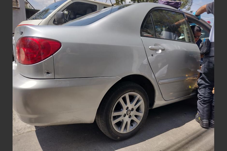 Una pareja de turistas mexicanos y un gu&iacute;a fueron atacados a balazos cuando se conduc&iacute;an hacia el volc&aacute;n de Agua. (Foto: Bomberos Voluntarios)