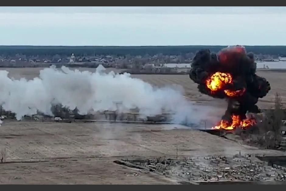 Ucrania lanzó un misil para destruir un helicóptero de ataque ruso. (Foto: Milenio)
