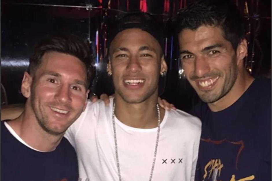 Luis Su&aacute;rez se solidariz&oacute; con Neymar y Messi, luego de que fueron abucheados en el partido del PSG. (Foto: Instagram)&nbsp;