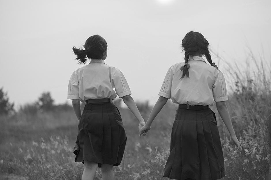 Dos estudiantes fueron atacadas a balazos al salir de un colegio ubicado en Pet&eacute;n. Una de las j&oacute;venes muri&oacute; y la otra result&oacute; gravemente herida. (Foto ilustrativa: Shutterstock)