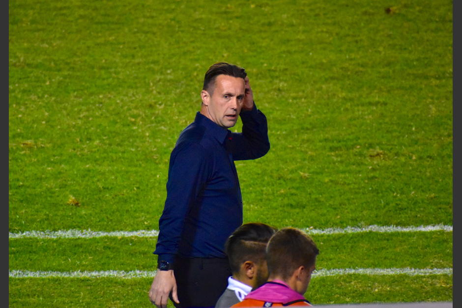 &nbsp;Ronny Deila, el entrenador del cuadro estadounidense lució preocupado tras el cuarto gol de Comunicaciones en el juego del 15 de marzo. (Foto: Fredy Hernández/Soy502)