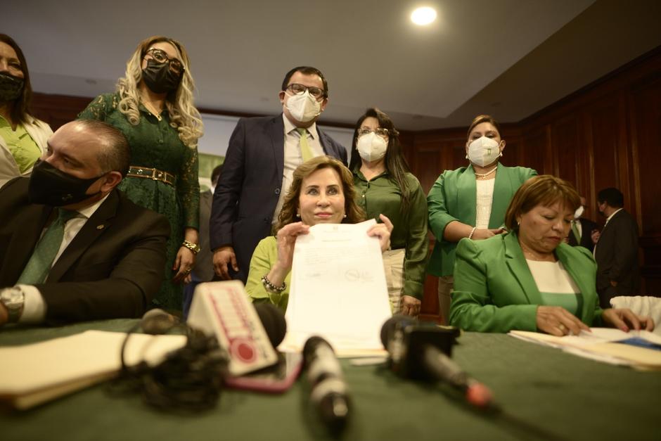 Sandra Torres anunci&oacute; con j&uacute;bilo la aprobaci&oacute;n del TSE a la UNE para participar en las pr&oacute;ximas elecciones generales. (Foto: Frabricio Alonzo/Soy502)