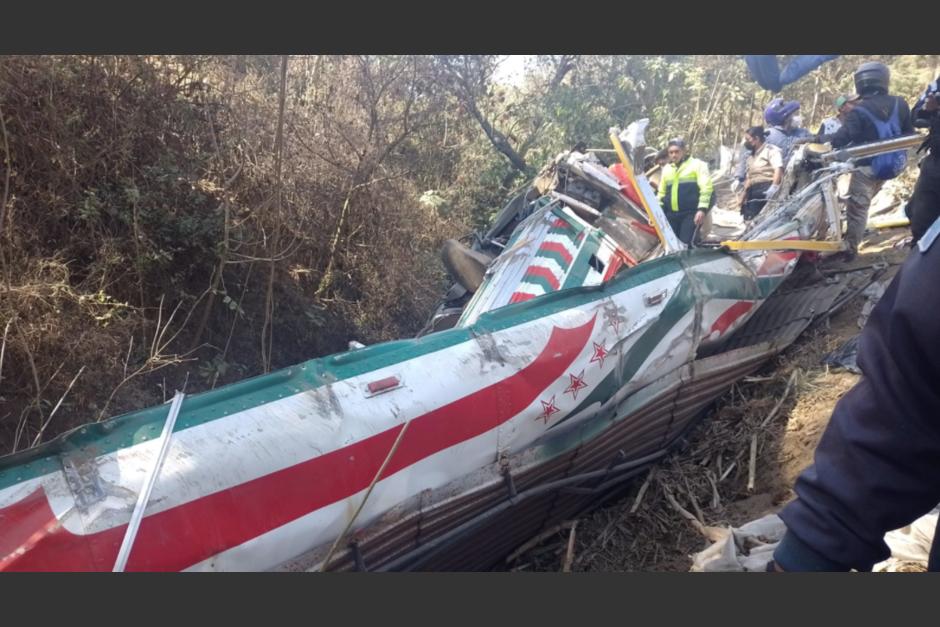 Un bus se accident&oacute; en el kil&oacute;metro 45 de la ruta Interamericana. (Foto: Nuestro Diario)&nbsp;