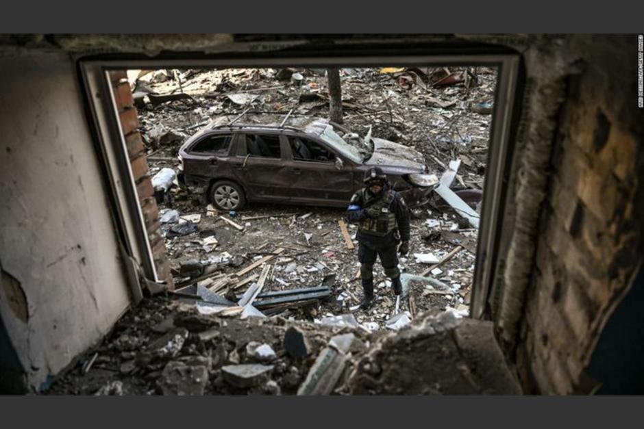 Este domingo hubo un bombardeo en una escuela que servía de refugio. (Foto: Twitter)