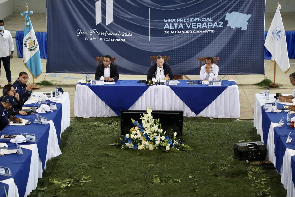 El presidente Alejandro Giammattei realizó este sábado 26 de marzo una gira por Alta Verapaz. (Foto: Presidencia)