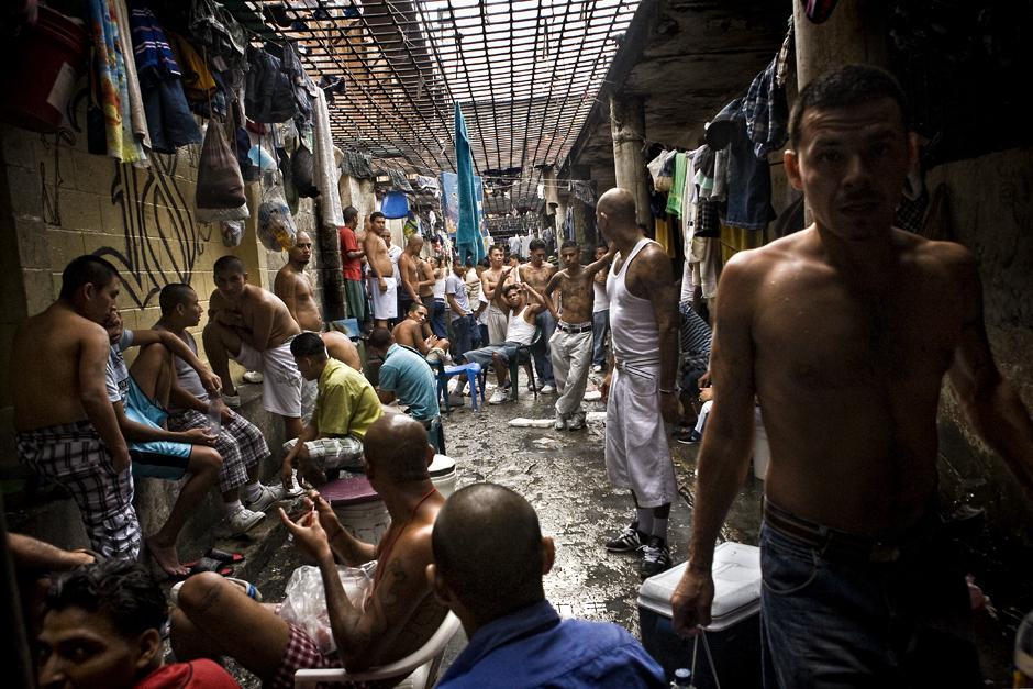 Las cárceles en El Salvador están en "alerta máxima" tras declaración del Estado de Excepción. (Foto: El Faro)