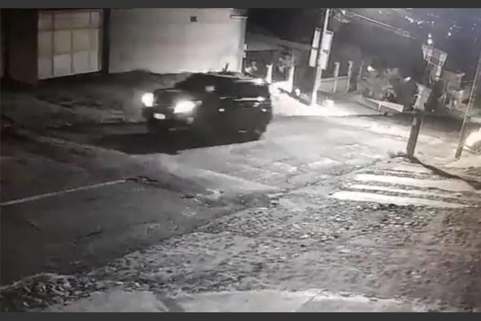 Las autoridades confirmaron que buscan al responsable de efectuar los disparos. (Foto: catura video)&nbsp;