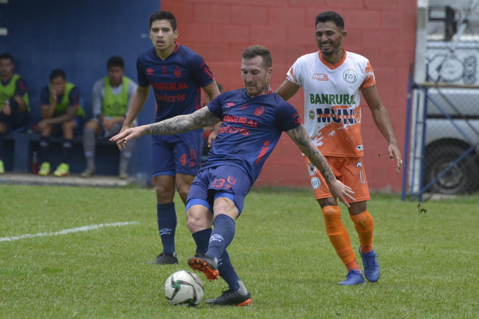 Achuapa y Municipal se volver&aacute;n a ver las caras en una de las series de cuartos de final. (Foto: Nuestro Diario)