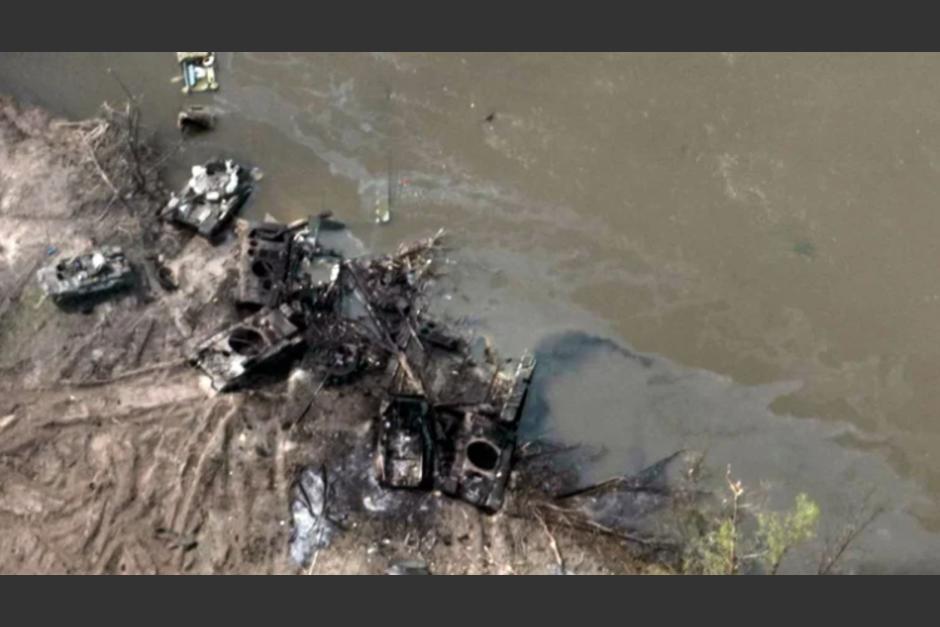 Las imágenes satelitales muestran la magnitud del hecho, donde 58 vehículos rusos fueron destruidos por emboscada de Uncrania. (Foto: Satélite)