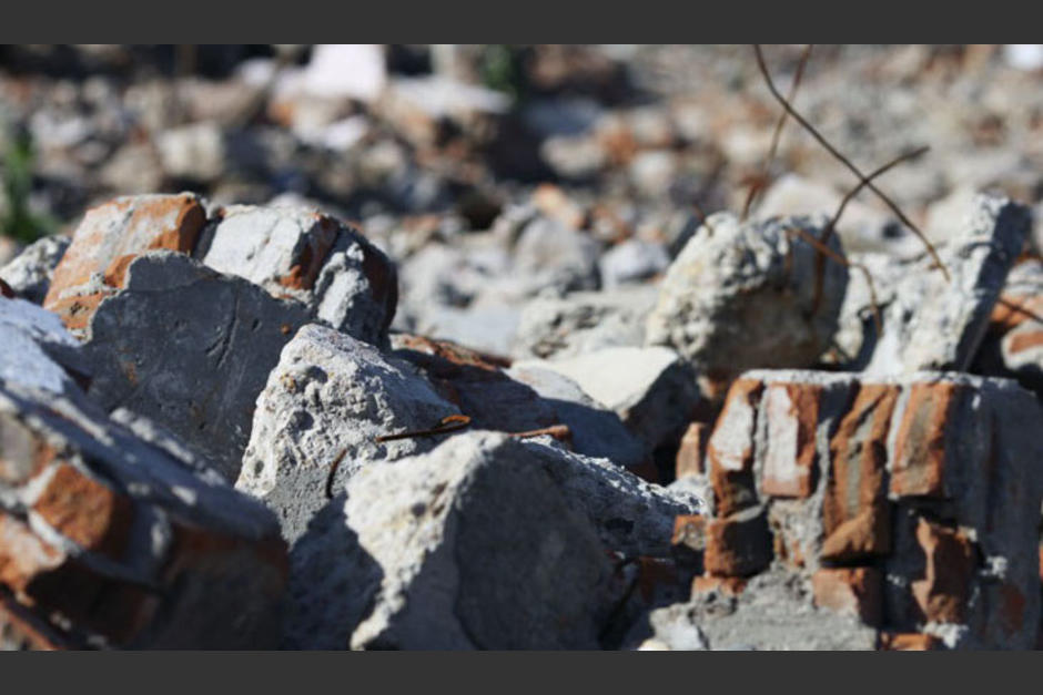 Un guardia de seguridad privada result&oacute; herido despu&eacute;s de que parte del techo de una plaza comercial se desplomara. (Foto con fines ilustrativos:&nbsp;www.limpiezaslm2.com)