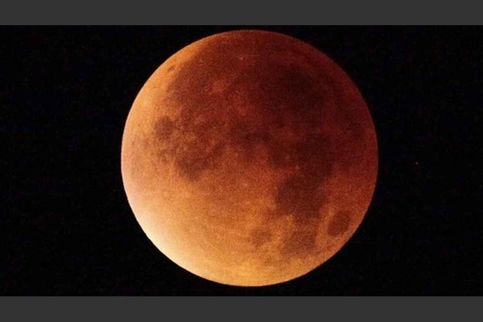 Estos son algunos datos curiosos de la luna roja. (Foto: AFP)
