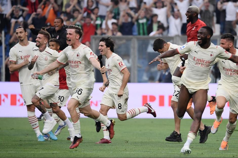 El Milan se consagró campeón de la Liga Italiana. (Foto: AFP)