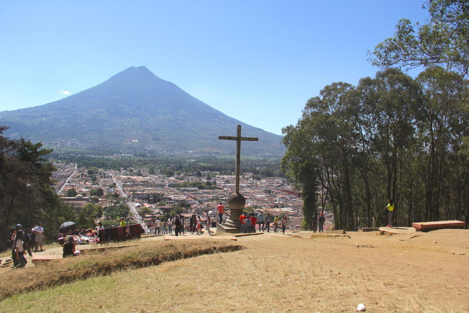 Anuncian la adjudicaci&oacute;n para la remodelaci&oacute;n del Parque Recreativo Cerro de la Cruz en la Antigua Guatemala. (Foto: Archivo/Soy502)