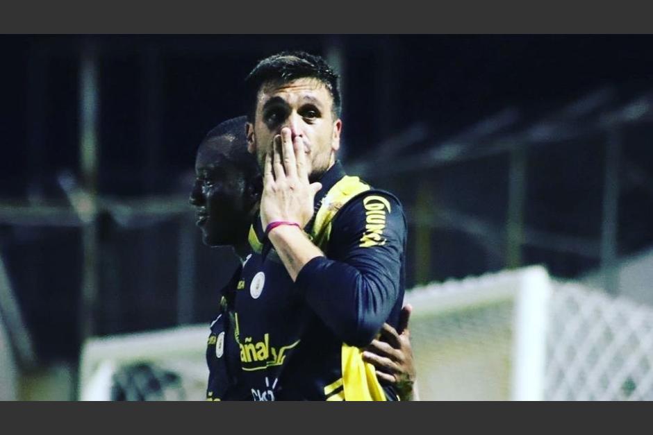 El jugador del Real Espa&ntilde;a fue criticado por la forma en que festejo el gol en la final del f&uacute;tbol hondure&ntilde;o. (Foto: TVC Deportes)