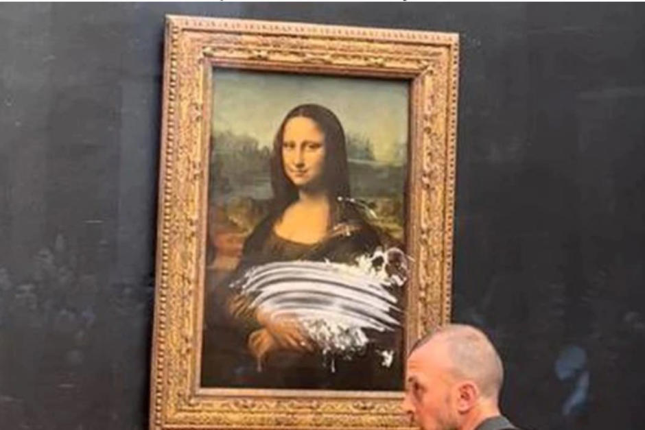 El hombre lanz&oacute; un mensaje a gritos luego de cometer el atentado. (Foto: Video)