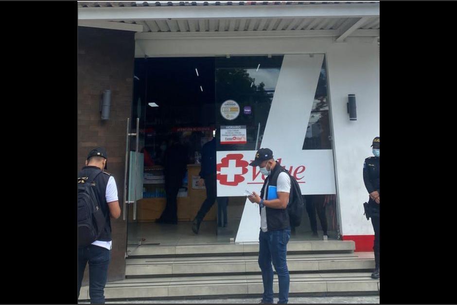 Varias farmac&eacute;uticas fueron allanadas por el MP por posible contrabando de medicamentos. (Foto: Archivo/Soy502)