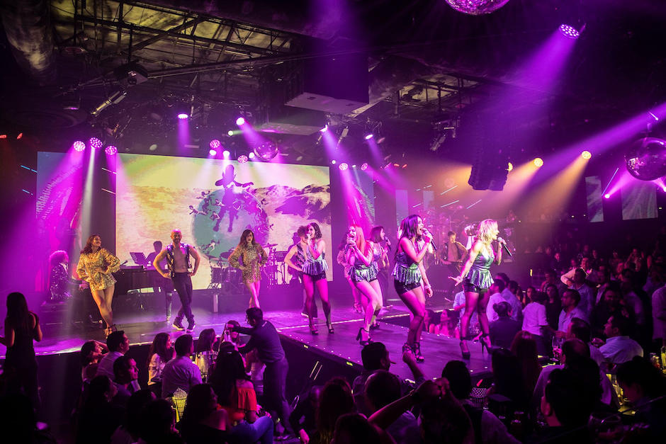 El elenco de MYST se&ntilde;ala que los guatemaltecos son fiesteros y alegres durante sus presentaciones. (Foto: MYST oficial)