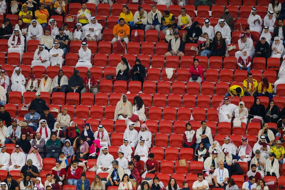Asientos vac&iacute;os se han podido observar en varios partidos en el arranque de Qatar 2022. (Foto: AFP)
