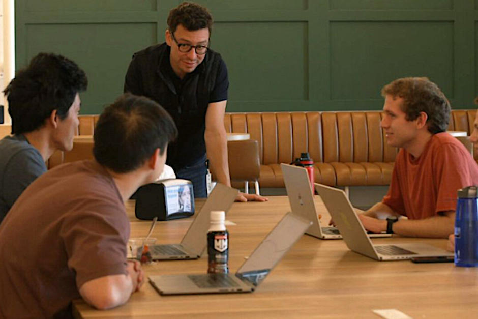 El canal estadounidense ABC News destacó el logro del guatemalteco. (Foto:&nbsp; ABC News)