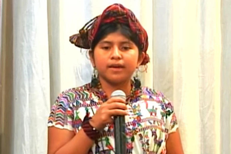 La guatemalteca emocionó al cantar este tema. (Foto: Canal 5 y TV Maya)