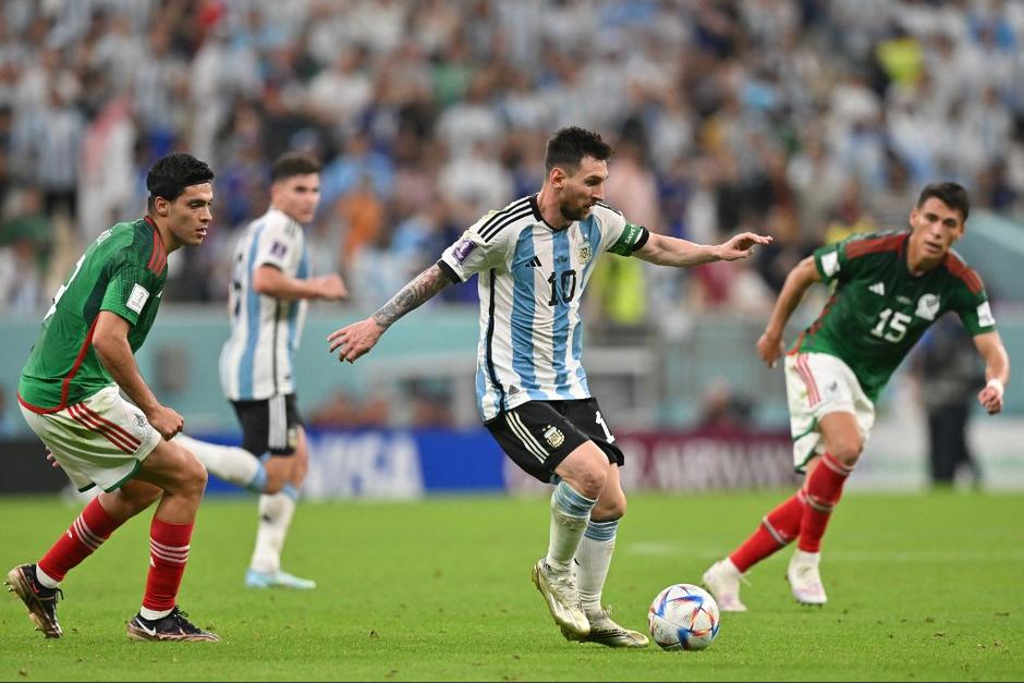 En videos compartidos en redes sociales se observan los goles de Argentina. (Foto: AFP)&nbsp;