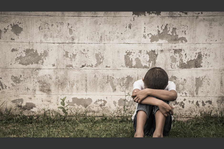 Rescatan a un ni&ntilde;o que era abandonado afuera de una casa en Escuintla, a pesar de las condiciones clim&aacute;ticas. (Foto: Shutterstock)