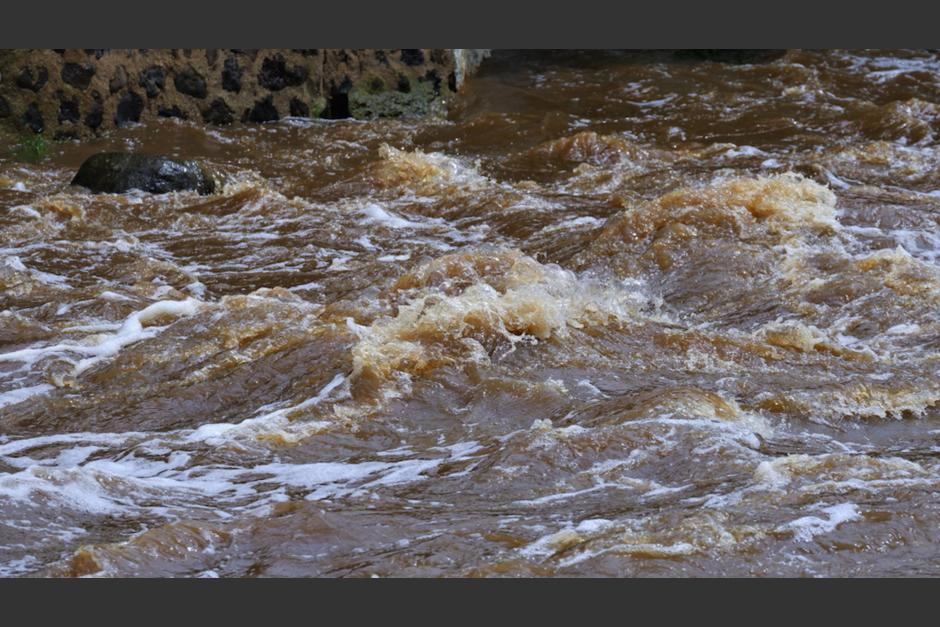 Las fuertes lluvias de las últimas horas hicieron desbordar varios ríos en el país. (Foto. Ilustrativa/Shutterstock)&nbsp;