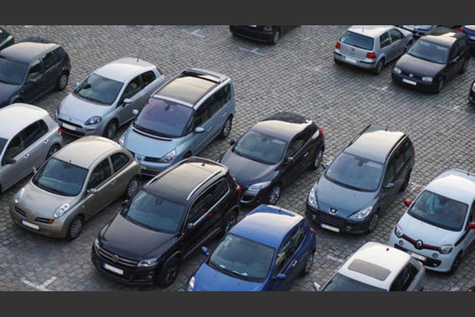 Los veh&iacute;culos importados deben pasar por un proceso para ser nacionalizados. (Foto: archivo/Soy502)