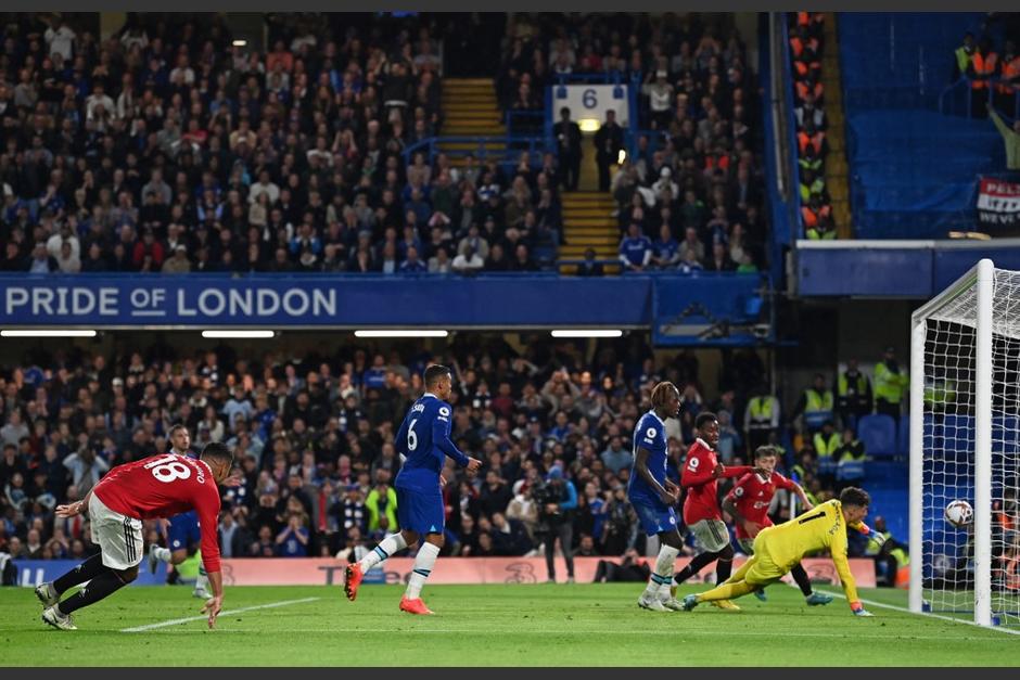 Casemiro logr&oacute; rescatar un punto que tuvo que ser validado por la tecnolog&iacute;a. (Foto: AFP)
