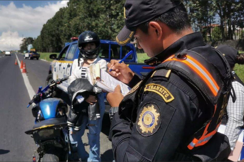 Multan a pilotos por provocar ruidos estridentes con sus veh&iacute;culos. (Foto: PNC Tr&aacute;nsito)