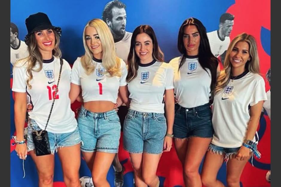 Las parejas de los futbolistas ingleses estar&aacute;n protegidas por guardaespaldas durante lo que dure su estad&iacute;a en Qatar. (Foto: Instagram)