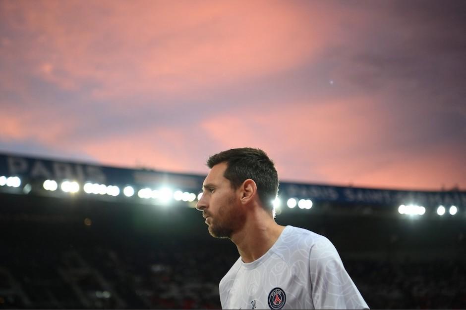 Messi tiene un detalle en su camisola que sus demás compañeros no. (Foto: AFP)