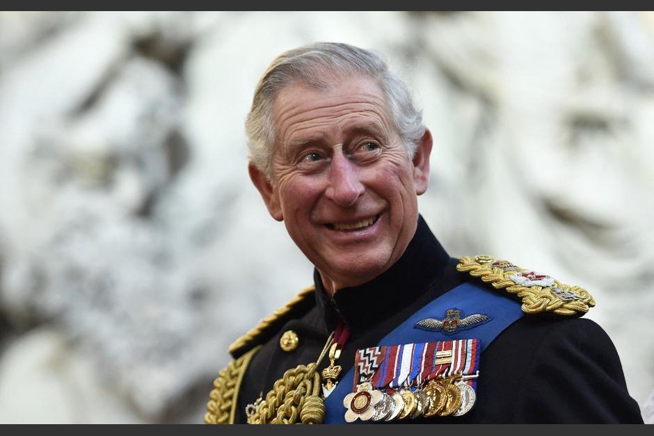 El príncipe Carlos asumió automáticamente como nuevo monarca. (Foto: AFP)&nbsp;