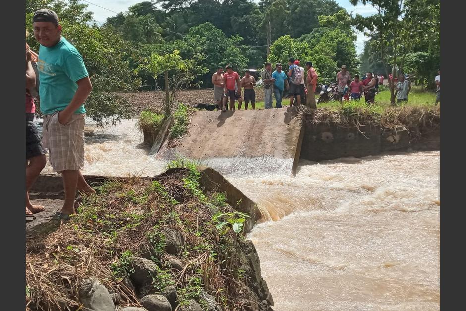 Un puente colaps&oacute; en Retalhuleu. (Foto: Conred)&nbsp;
