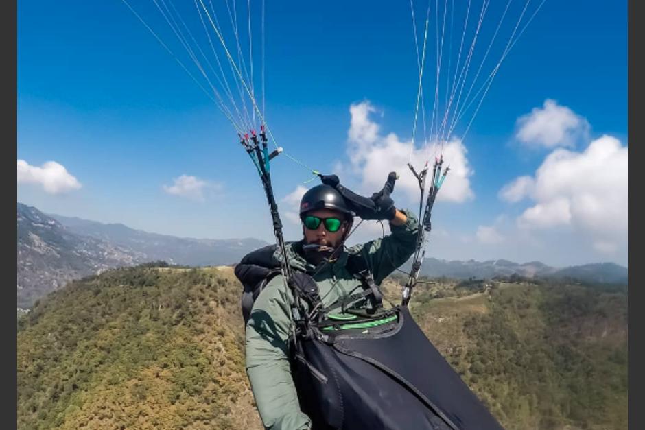 El guatemalteco Andr&eacute;s Bracamonte represento al pa&iacute;s en la copa del mundo de parapente acrob&aacute;tico. (Foto: Instagram)