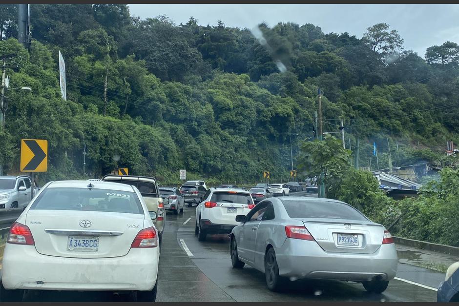 As&iacute; se encuentra carretera interamericana en direcci&oacute;n a la Capital. (Foto: Fredy Hern&aacute;ndez/Soy502)