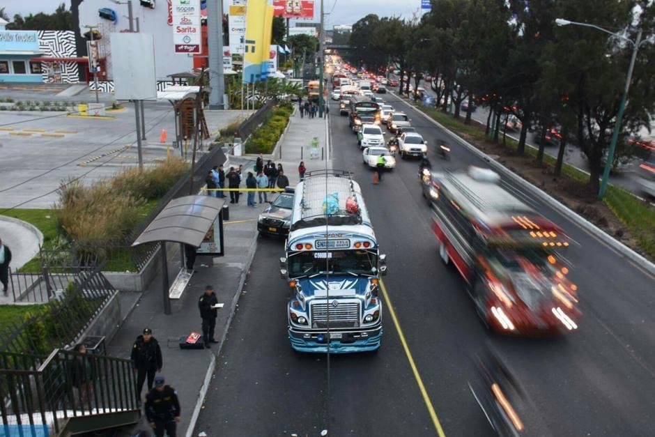 El tr&aacute;fico es lento en el lugar mientras se desarrolla una diligencia. (Foto: Archivo/Soy502)&nbsp;