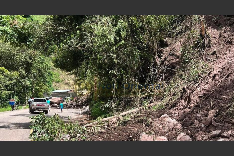 Una serie de derrumbes y hundimientos obligaron al cierre de la ruta. (Foto: Viajeros en Ruta)&nbsp;