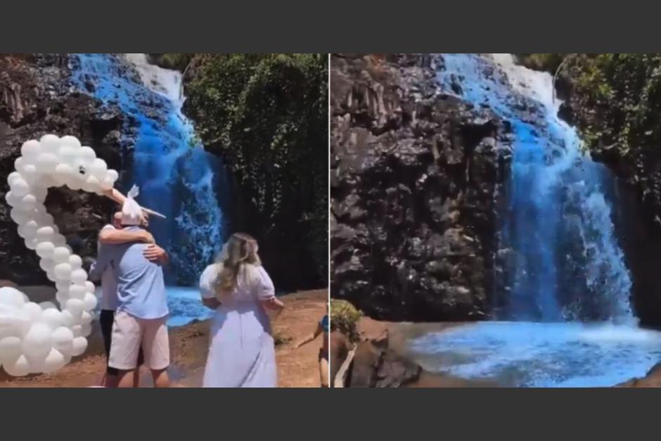 Una pareja causó polémica en redes sociales, al pintar de azul una cascada para revelar el género de su bebé. (Foto: El Tiempo)