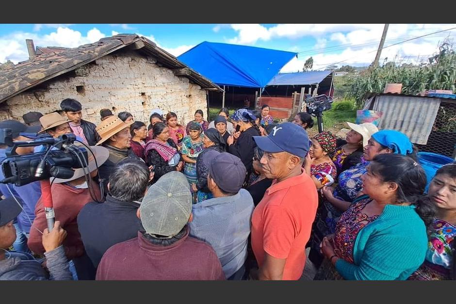 A m&aacute;s unos 200 kil&oacute;metros de la ciudad viajaron los restos de Olga Choz y Hellen Mej&iacute;a. (Foto: Totonicap&aacute;n Pr&oacute;cer)