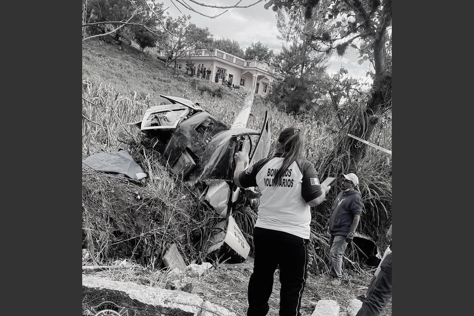 Capturan al piloto del helicóptero que se accidentó el jueves 29 de septiembre en Joyabaj, El Quiché. (Foto: Bomberos Voluntarios Joyabaj)