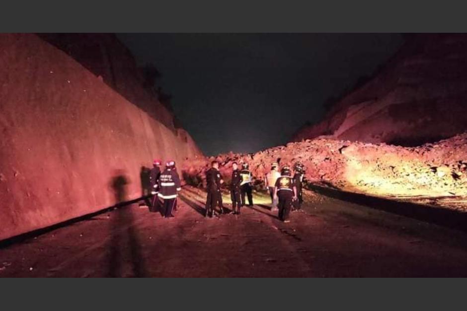 El derrumbe se registró en horas de la noche del Jueves Santo 6 de abril. (Foto: CRG)&nbsp;