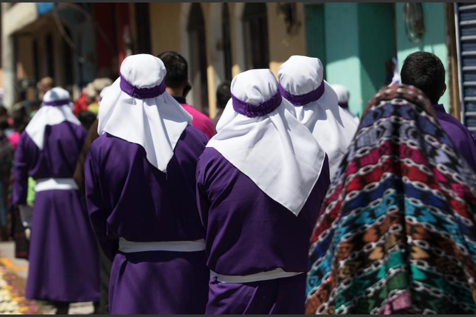Los miembros de una hermandad en Antigua Guatemala se molestan porque los graben. (Foto: Ilustrativa/Shutterstock)&nbsp;