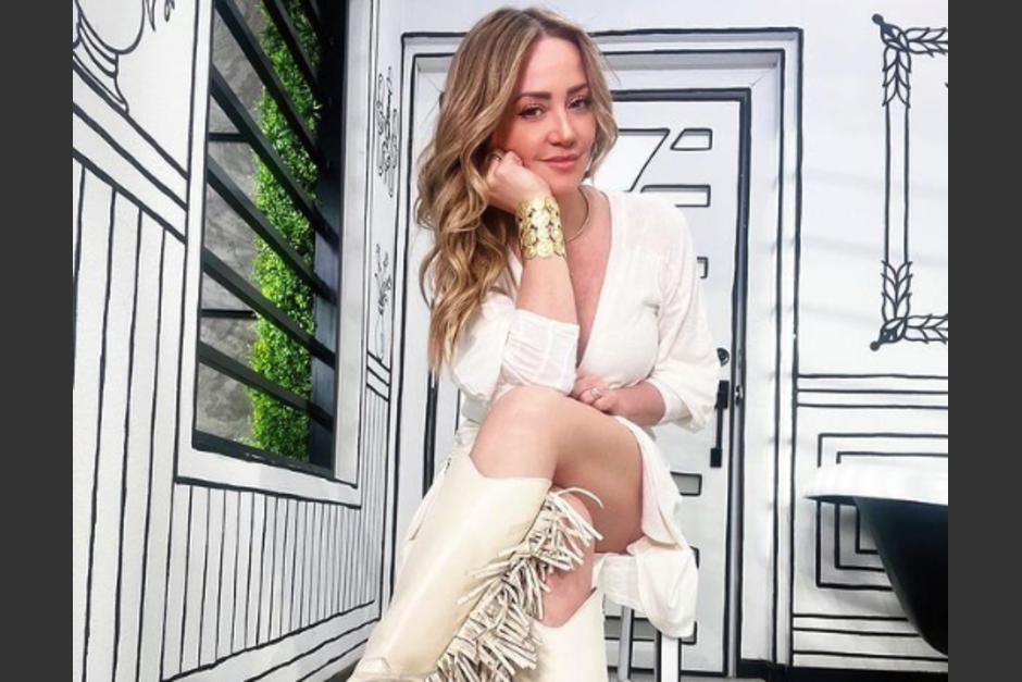 La conductora comparti&oacute; varias fotos de su ni&ntilde;ez