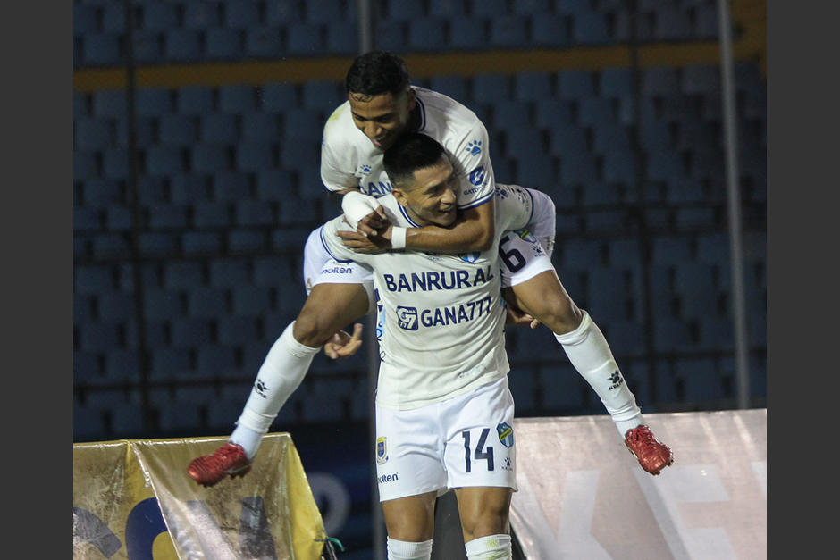Los Cremas acaban con las esperanzas de Santa Luc&iacute;a Cotzumalguapa al vencerlo 3-1. (Foto: Club Comunicaciones)