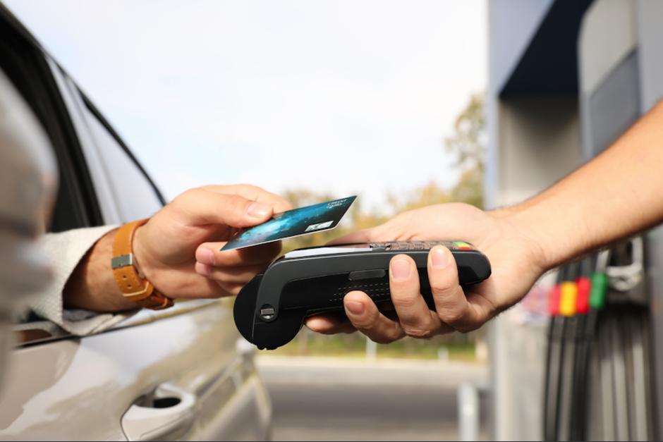 El cliente pidi&oacute; llenar el tanque y se fue sin cancelar el producto.&nbsp; (Foto: Ilustrativa/Shutterstock)&nbsp;