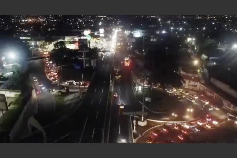 Anuncian cierre de la ruta al Pacífico por deformidad en el pavimento. (Foto: Captura de video)
