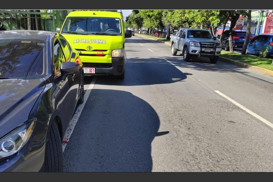 Una conductora sufrió una emboscada por hombres armados en la avenida Petapa. (Foto: CBM)