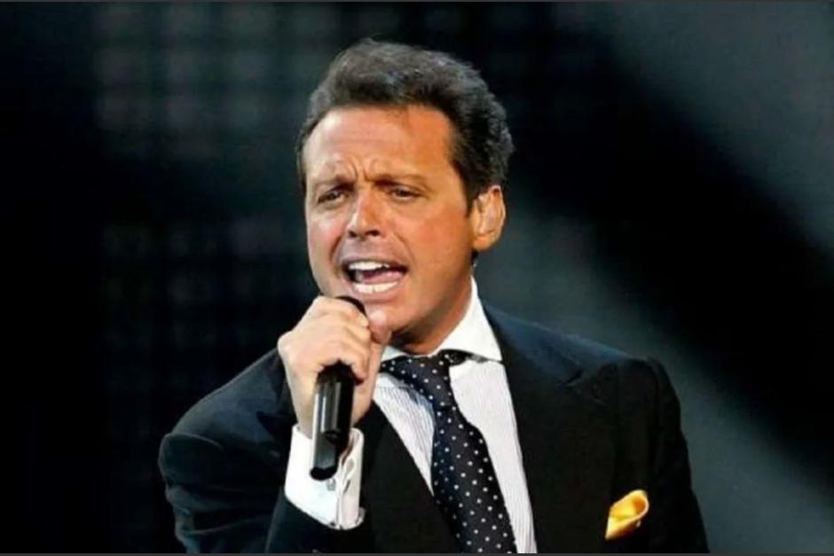 Luis Miguel reapareció en un concierto en Argentina. (Foto: AFP)